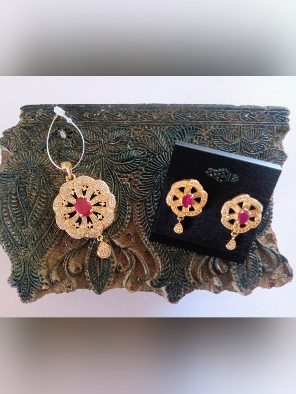 Floral Art Pendant American Diamond Pendant Set W/Ruby & White Stones